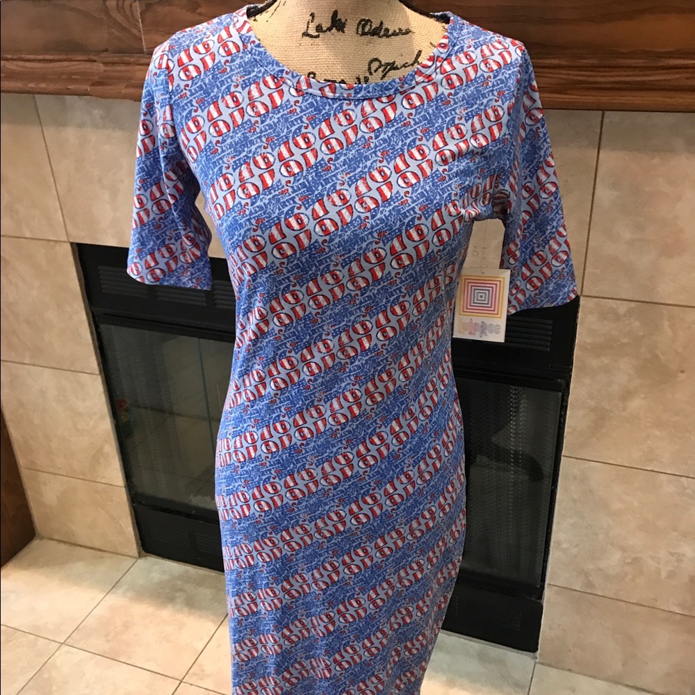 Small Americana-themed Lularoe Julia