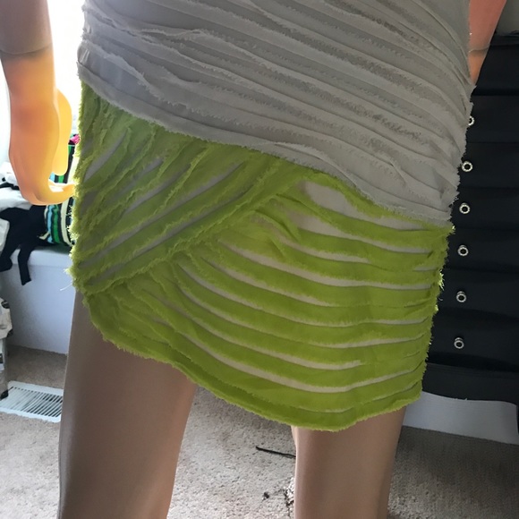 Bebe Gradient Dress - Picture 6 of 8