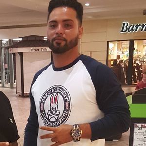 Meet your Posher, Eric