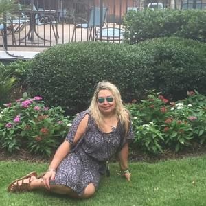 Meet your Posher, Sandra