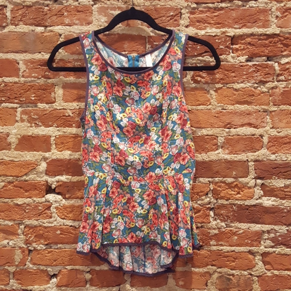 Floral print peplum top