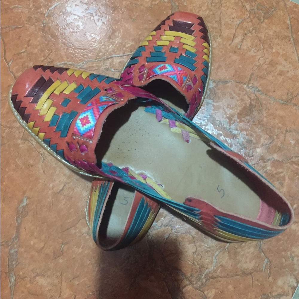 Women sandals