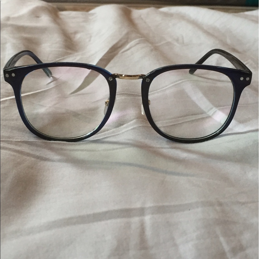 NWOT navy glasses with gold accent