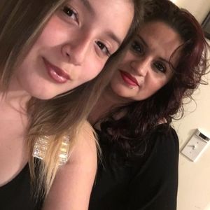 Meet your Posher, Yoxiri