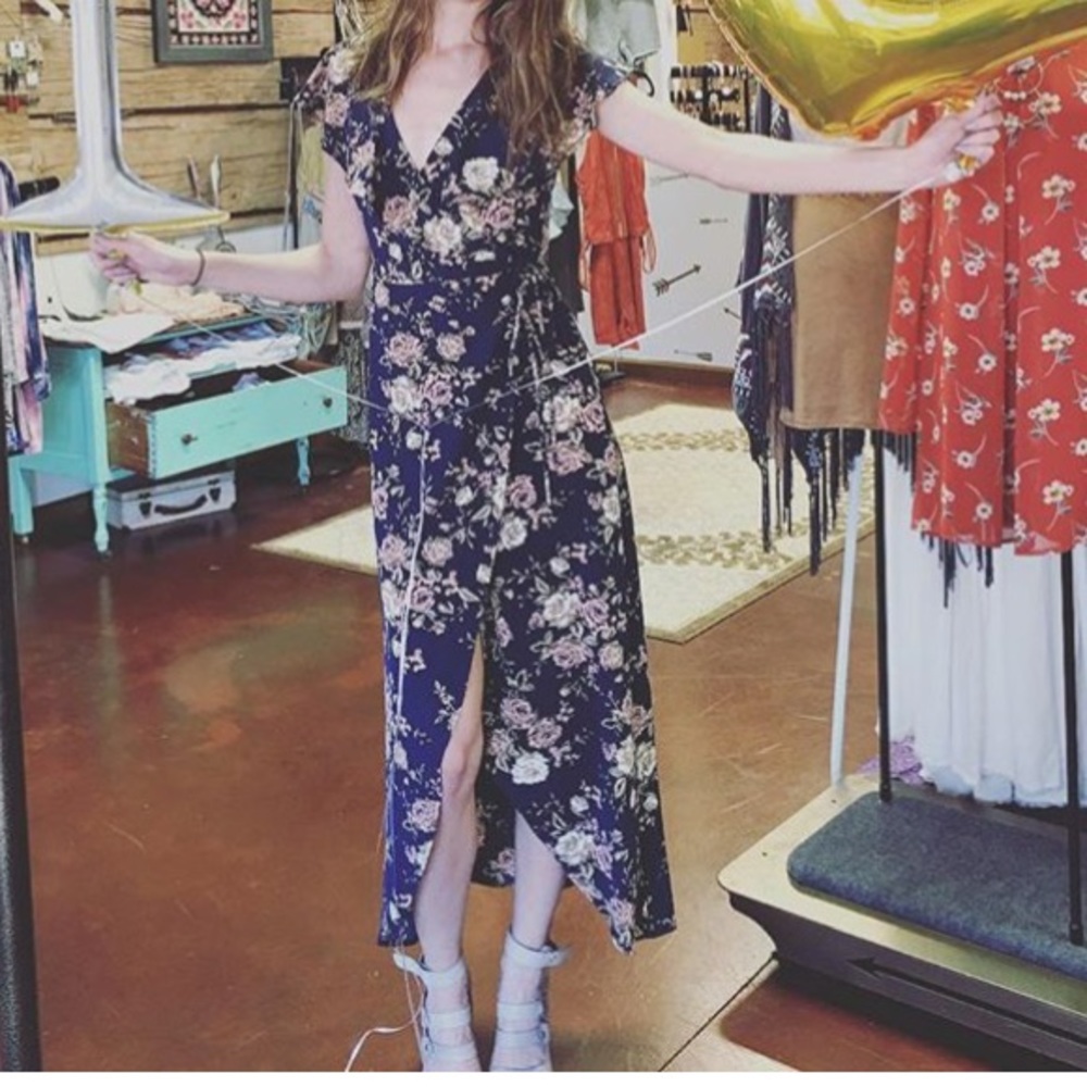 Wish Flutter Wrap Floral Maxi