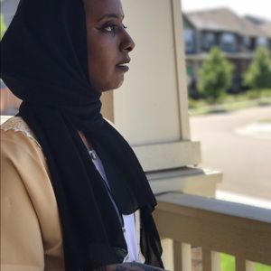 Meet your Posher, Fatima