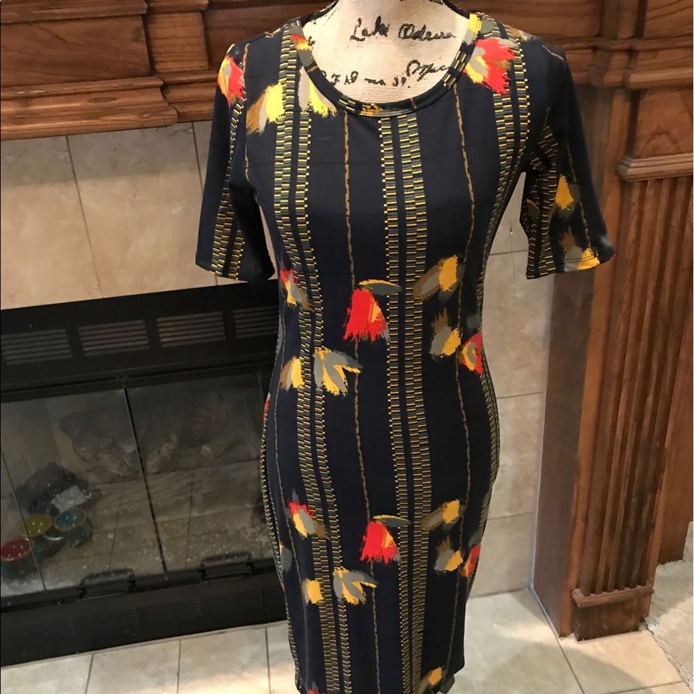 Small Floral Lularoe Julia