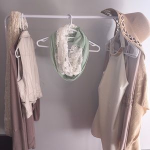 💓$10 NWT💓 infinity summer scarf