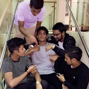 Meet your Posher, Ronnie