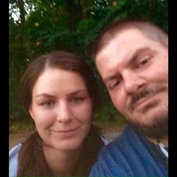 Hi All I'm Jenna, Thanks for visiting my closet! - Picture 4 of 8