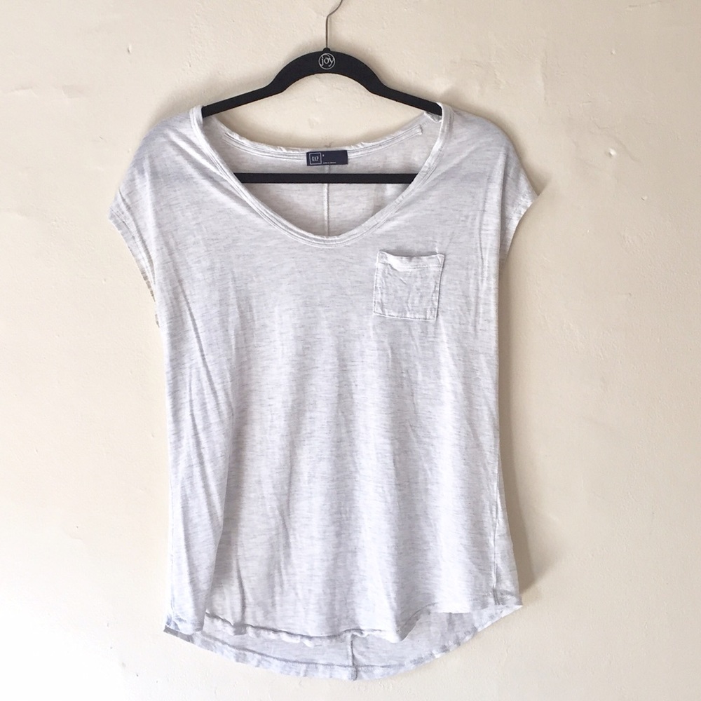 Gap Basic Scoop Neck Tee