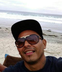 Meet your Posher, Dennis