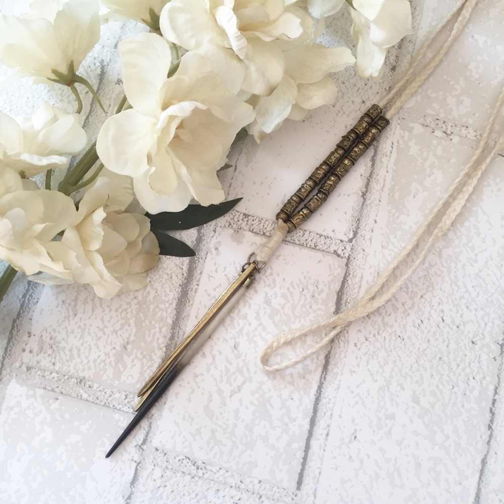 Free People White and Gold 3 Point Necklace