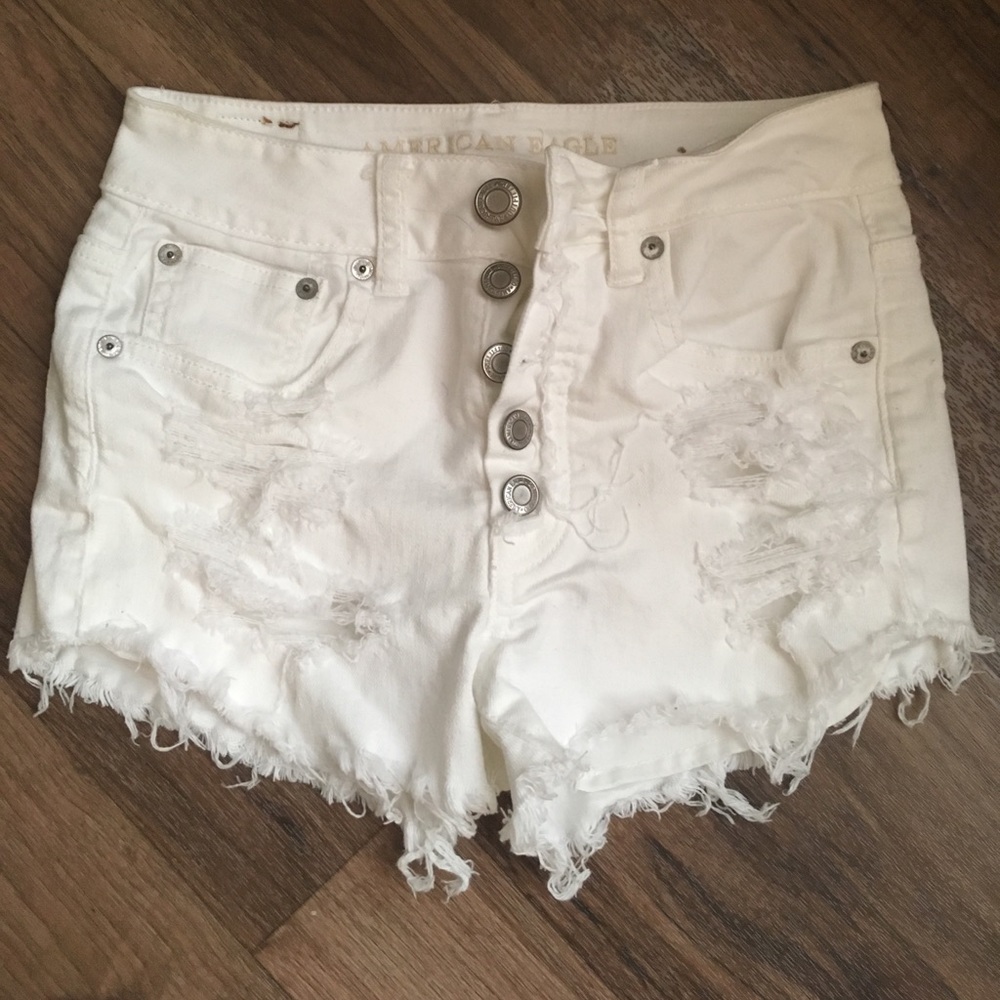 American Eagle distressed white denim shorts
