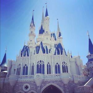 Meet your Posher, Leigha