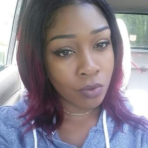 Meet your Posher, Latisha