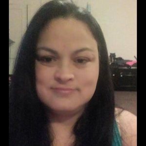 Meet your Posher, Pamela