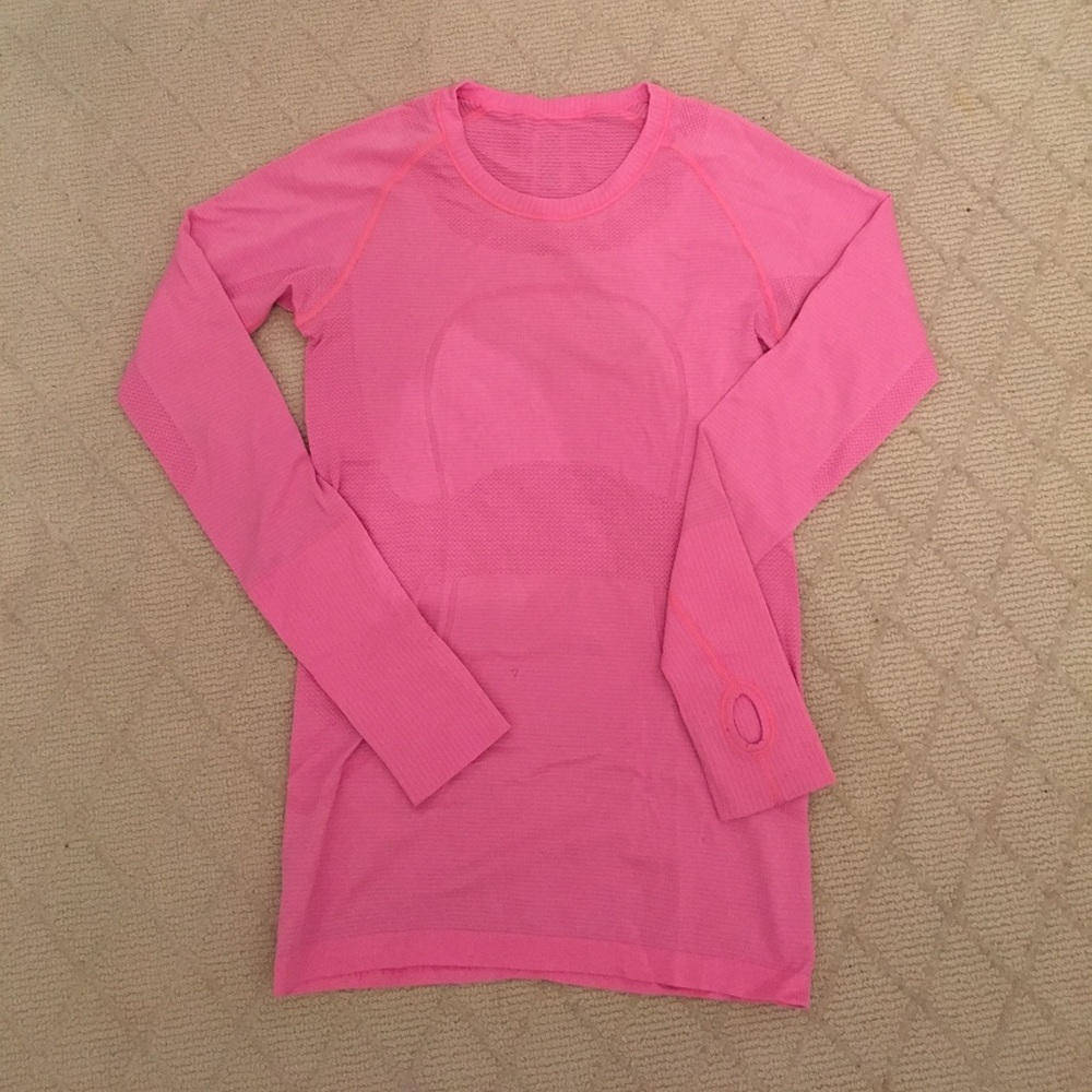 Swiftly tech long-sleeve crew Pink