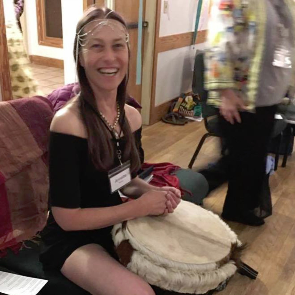 Meet your Posher, Annette