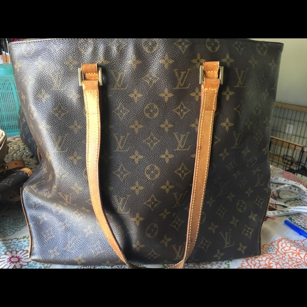 Authentic Louie Vuitton shoulder bag