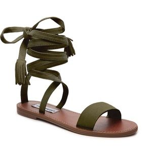 Steve Madden olive suede sandals