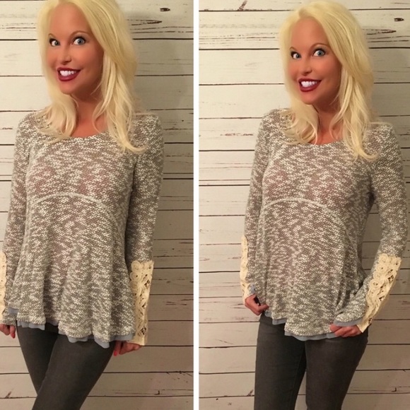 Heather gray slub knit crochet detail tunic! - Picture 2 of 4