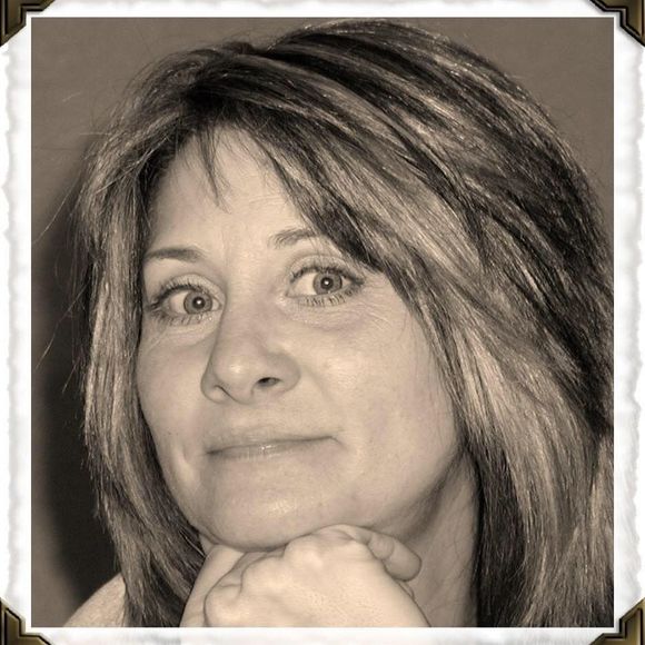 Meet your Posher, Marilyn - Picture 1 of 1