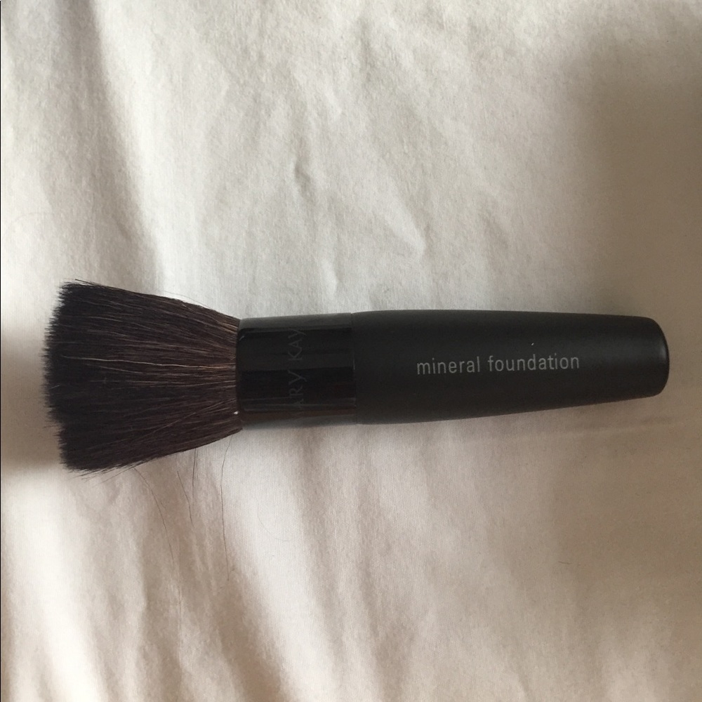 Mary Kay Mineral Foundation Brush