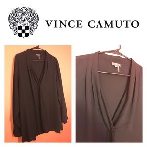 1 hour sale✨ Vince Camuto Long Sleeve Blouse