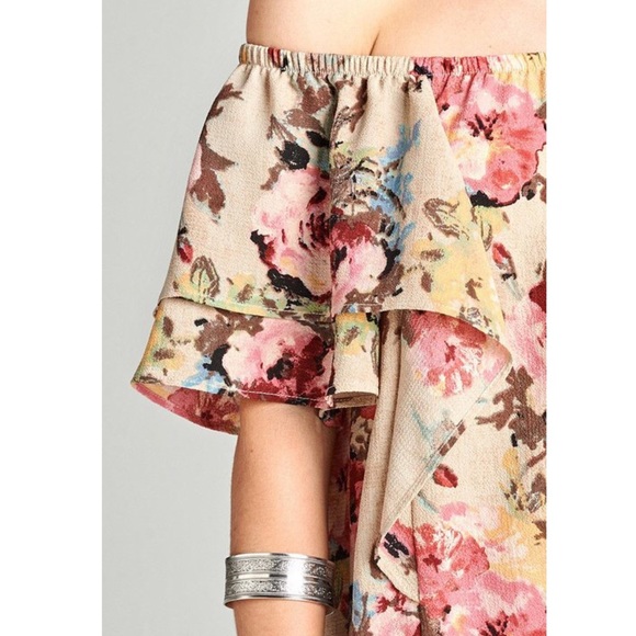 Off The Shoulder Floral Blouse - Picture 6 of 6