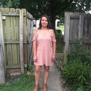 Meet your Posher, Estefani