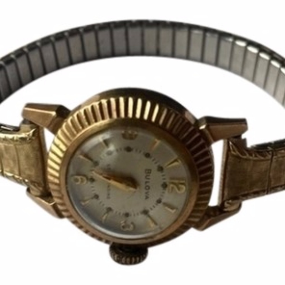 Vintage Bulova Gold-Silver Watch - Picture 2 of 4