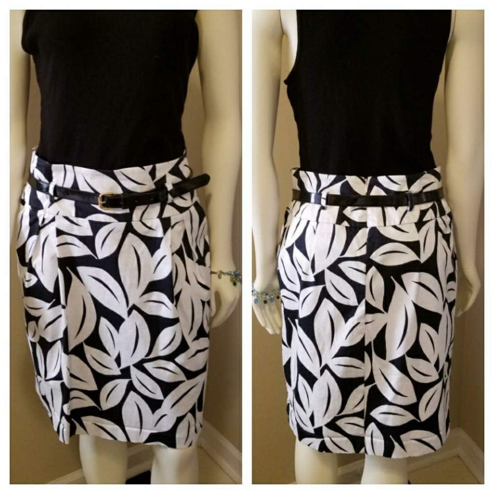 New York & Co Skirt