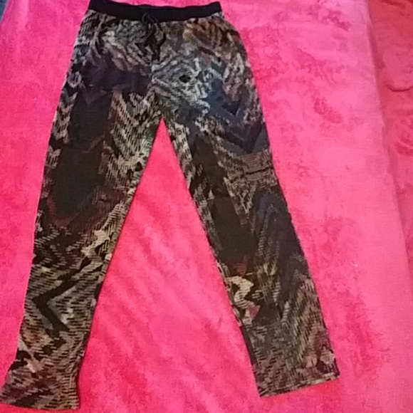 Cute everyday sweatpants - Picture 1 of 2