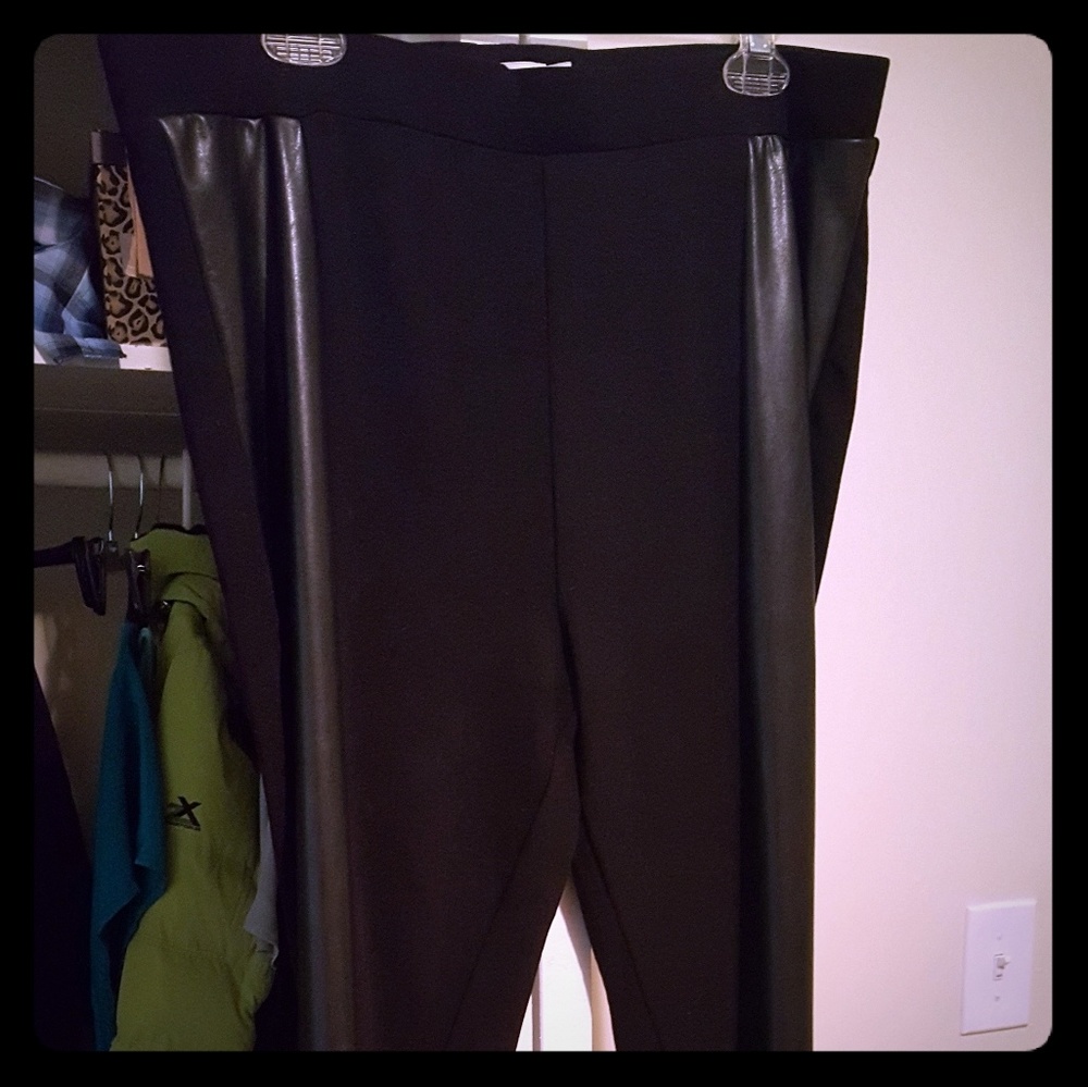 Faux Leather Side Ponte Legging