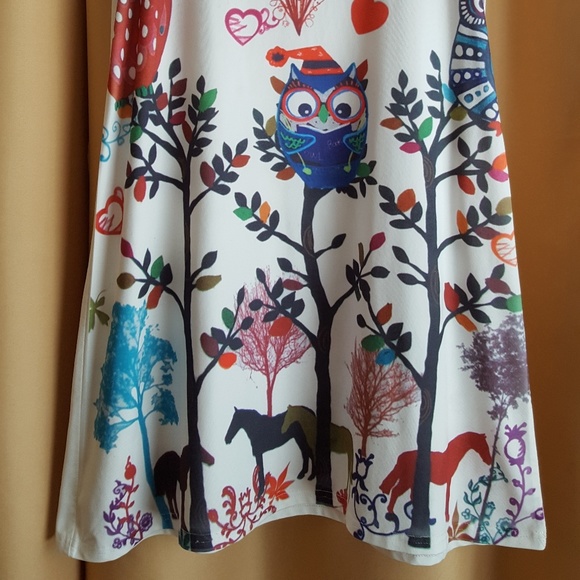 Dress - Picture 2 of 2