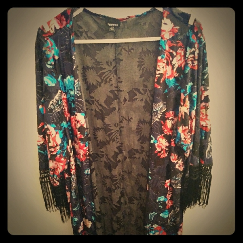 Torrid velvet floral open front fringe kimono