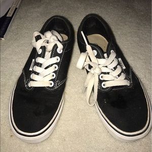 Black vans