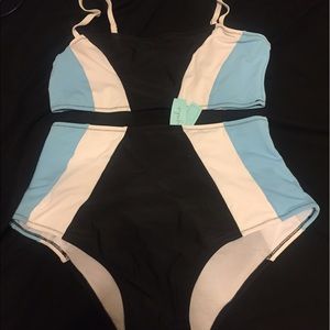 Brand new Cupshe high waisted bikini size medium