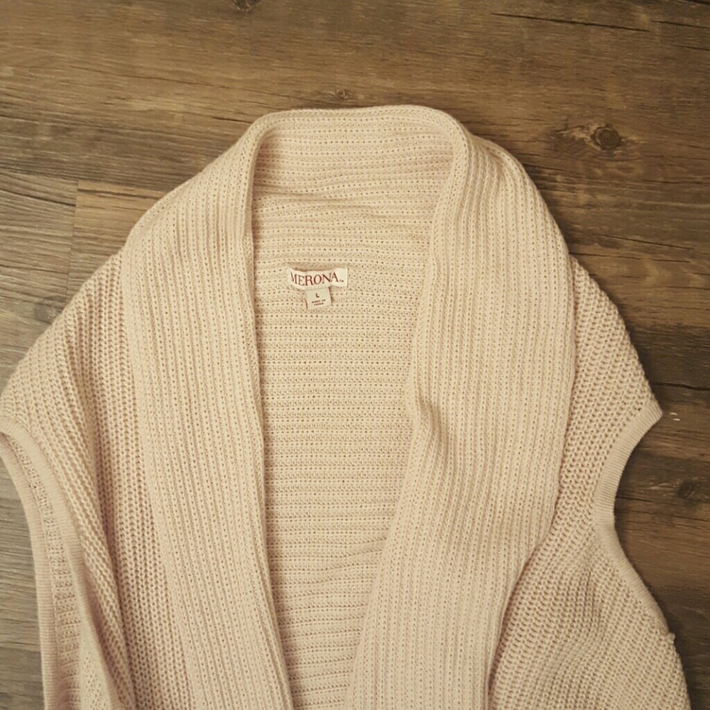 MERONA Beige Sweater Vest Sz L