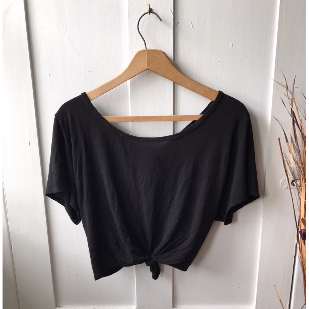 Charlotte Russe crop top 🎉