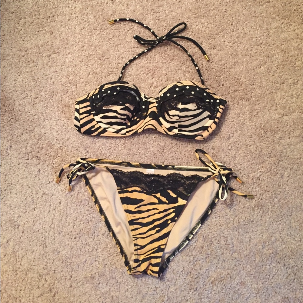 Victoria's Secret bikini set