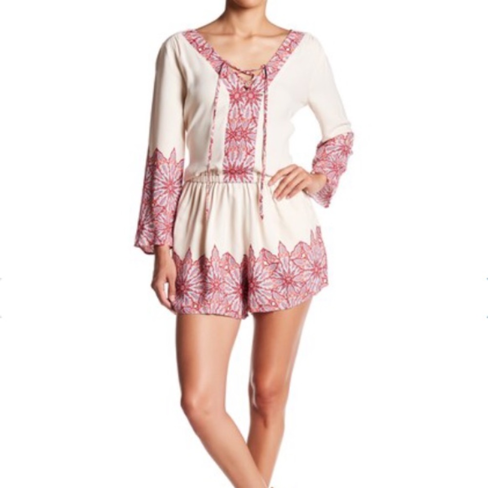 🎉SALE💓 NWT Ella Moss cream lace-up romper, S