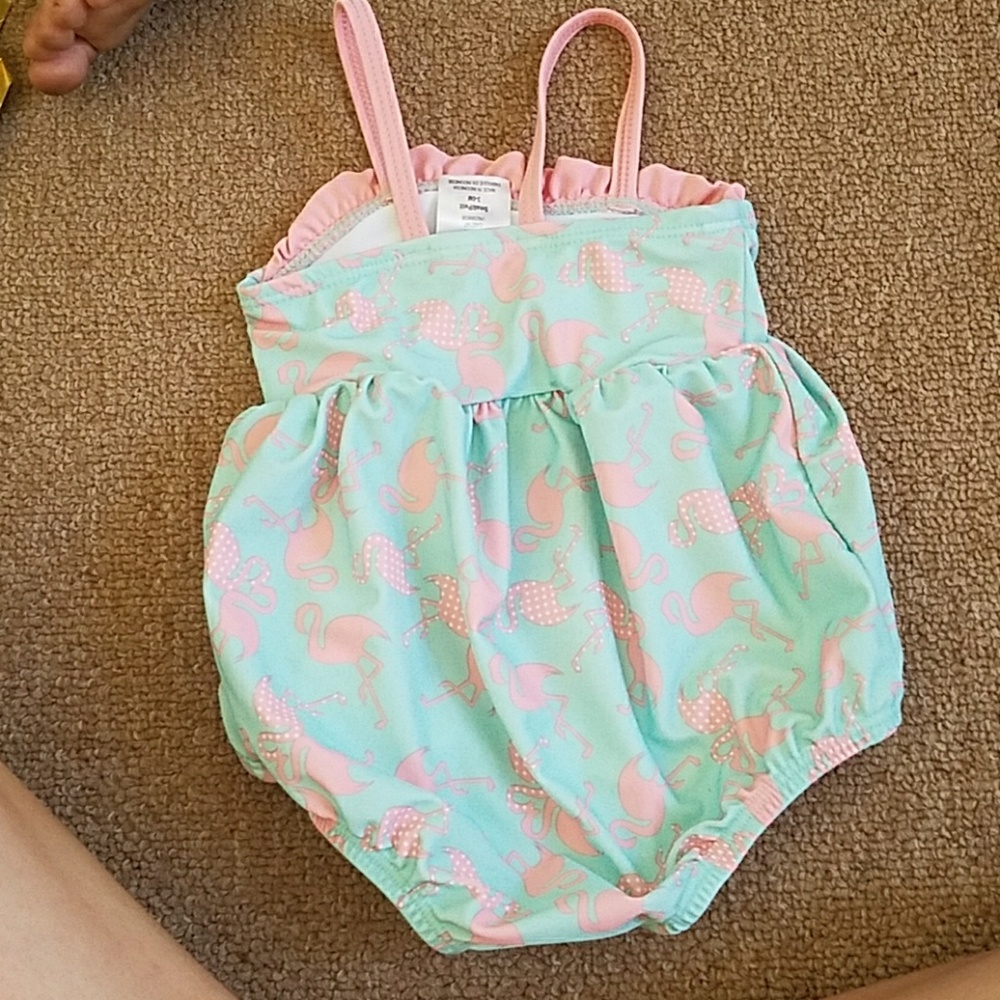 Bikini - Picture 2 of 3