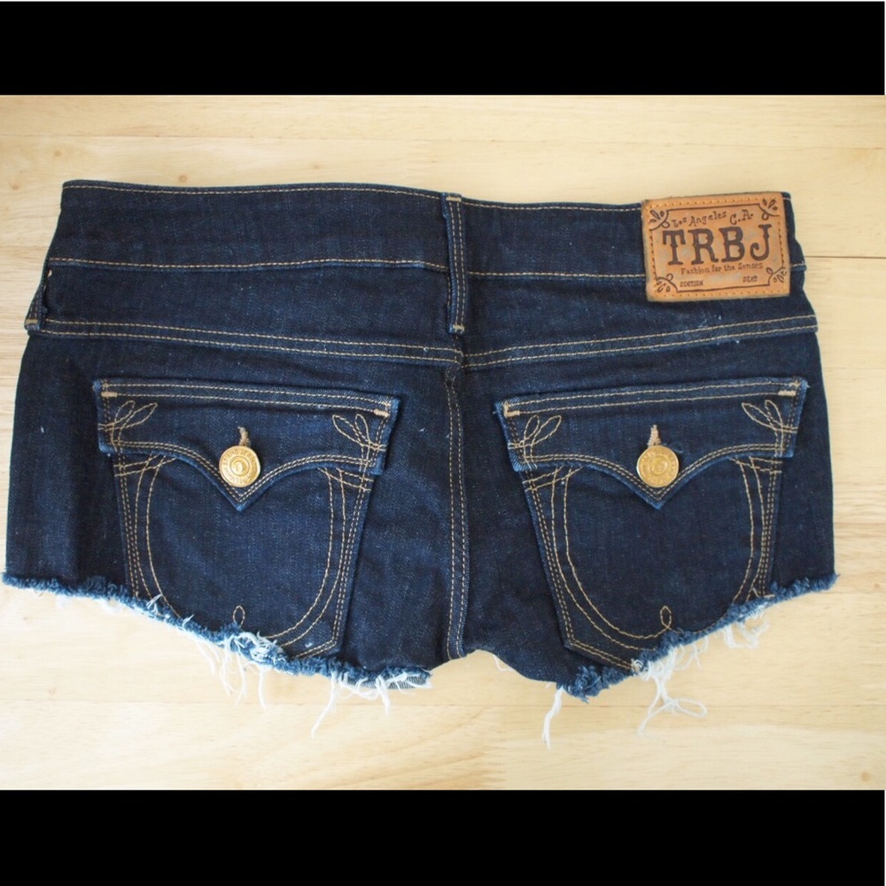 True religion jean shorts size 25