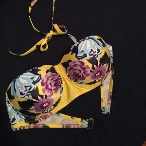 Bathing suit top NWOT