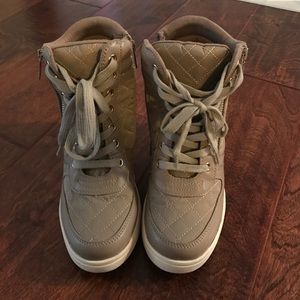 Aldo taupe wedge sneakers 💕 Only worn 2x