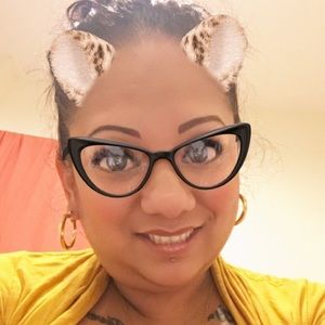 Meet your Posher, Cindy