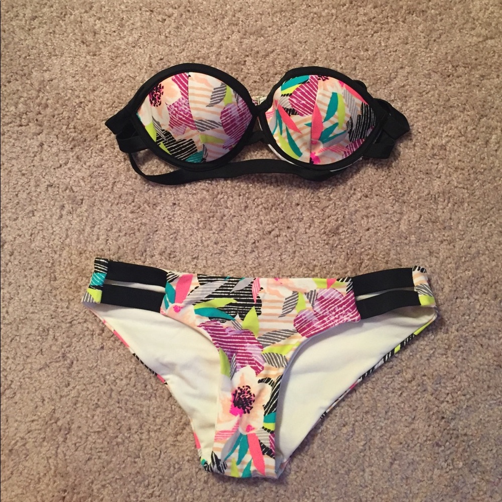 Cute Floral Cut Out Bikini set