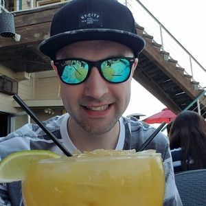 Meet your Posher, Charles